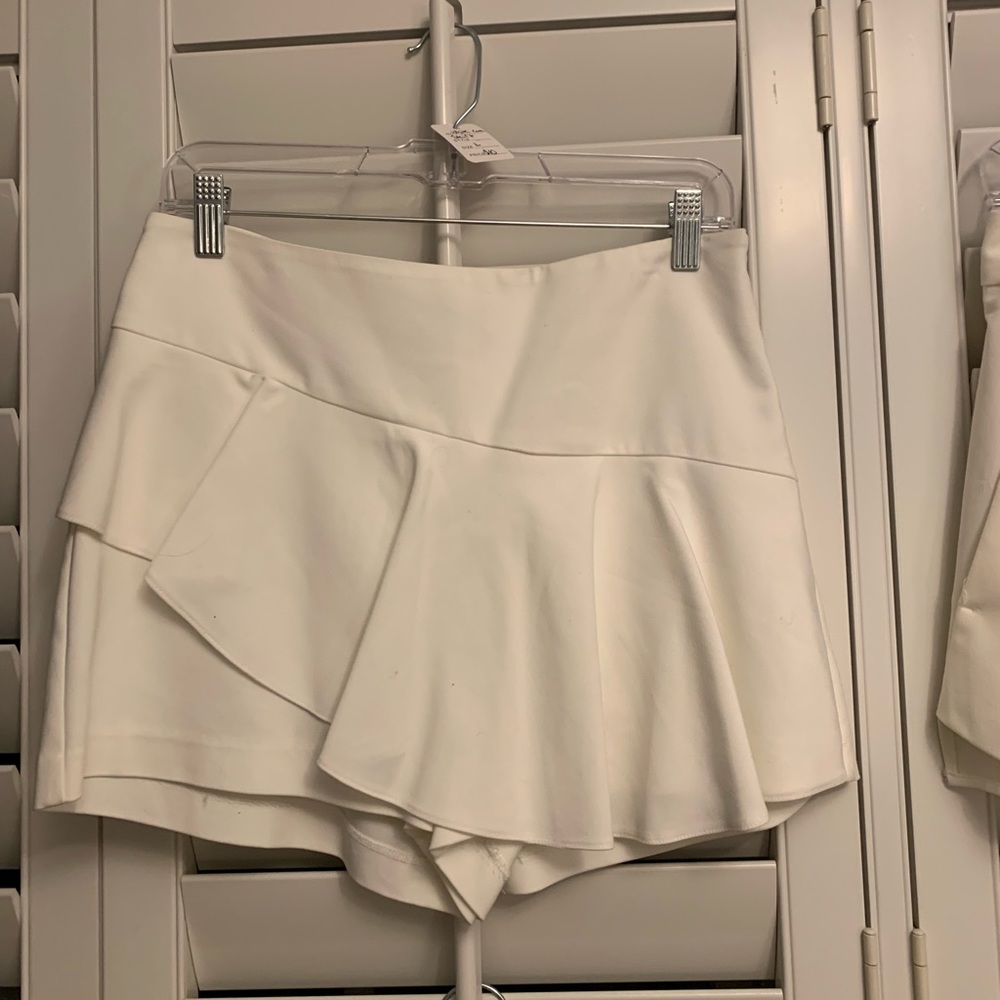 White skort
